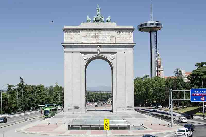 203 - Madrid - Arco de la Victoria